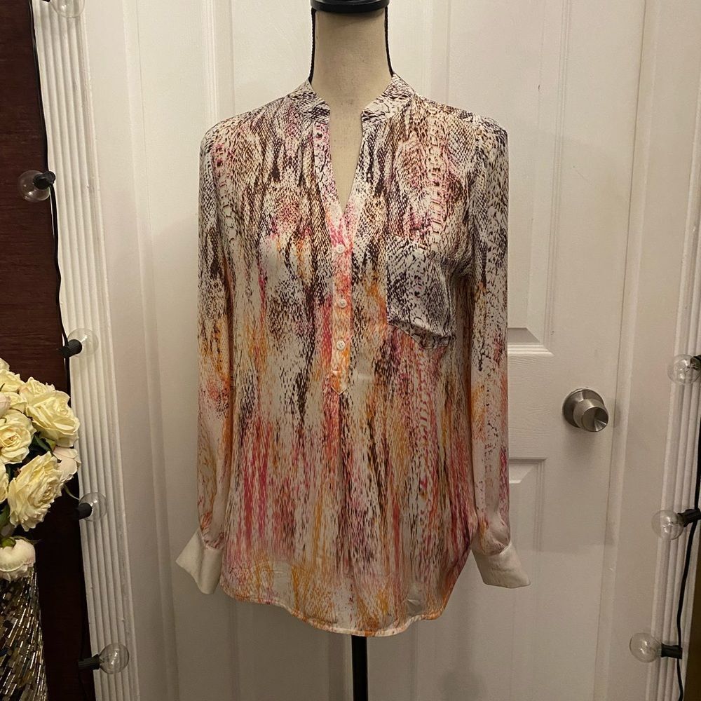 Haute Hippie 100% silk half buttoned blouse , S